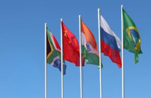 Cooperação agrícola entre Brasil e BRICS ganha força em cúpula Cúpula do BRICS aborda segurança alimentar e sustentabilidade com participação do Mapa, ampliando a atuação do Brasil no bloco.