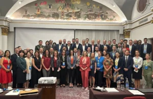 Apex fortalece relações comerciais entre Brasil e ASEAN durante encontro na Tailândia ApexBrasil impulsiona exportações brasileiras para ASEAN e Oceania com novas parcerias comerciais.