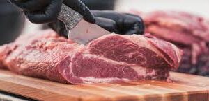 Tensão comercial entre EUA e China eleva tarifas sobre carnes